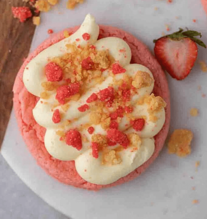 Strawberry Shortcake Cookies – Ultimate Crumbl Copycat Dessert 2 Strawberry Shortcake Cookies 2
